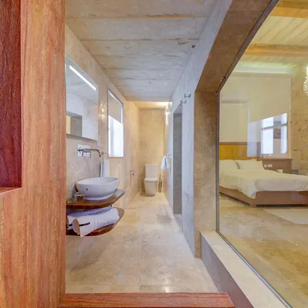 Ta Karmenu - An 800 Year Old Modernized Gem, Walking Distance To Mdina Konukevi 3*
